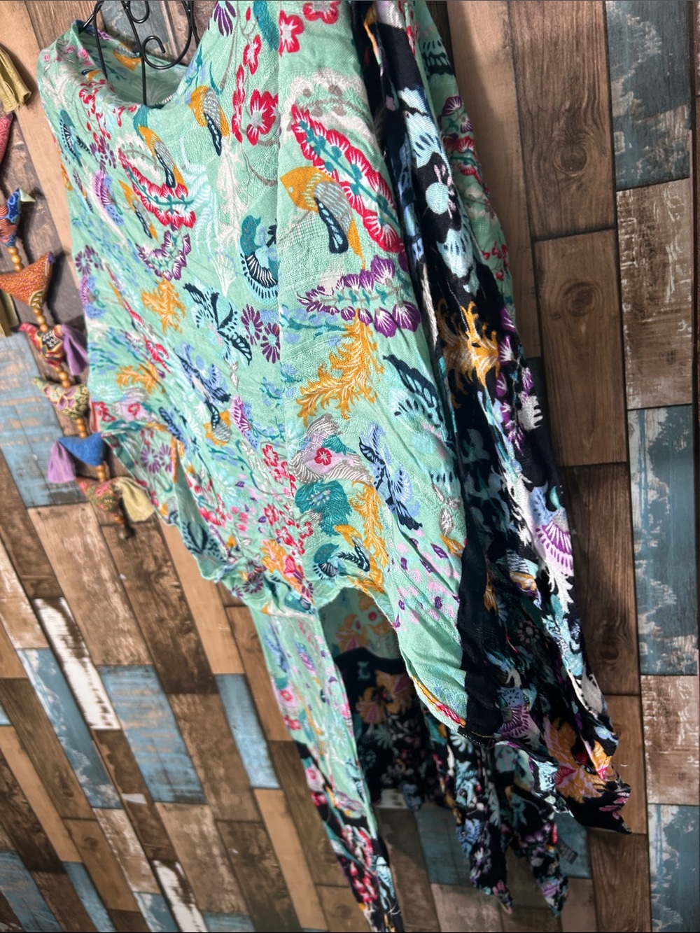 Angie Mint Floral Open-Front Kimono Tunic with Black Border - Picture 13 of 16